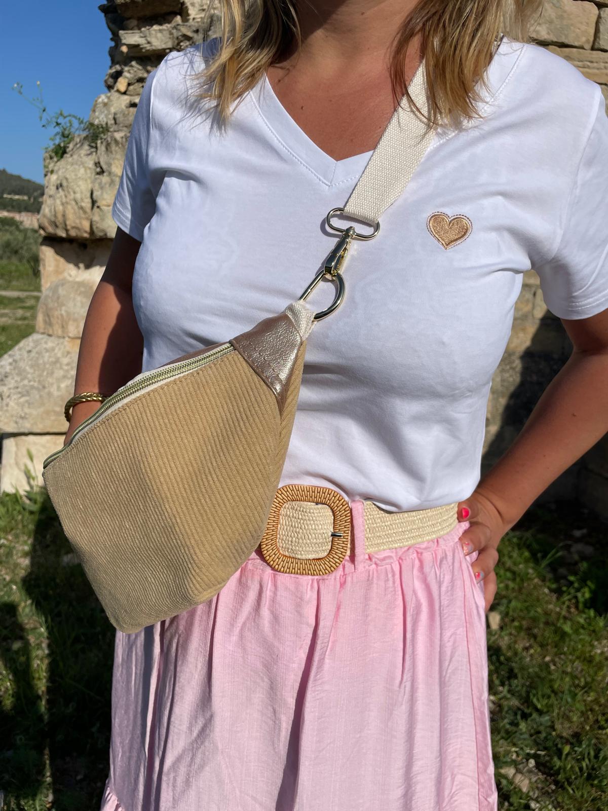 T-shirt Jeanne - Cœur brodé doré