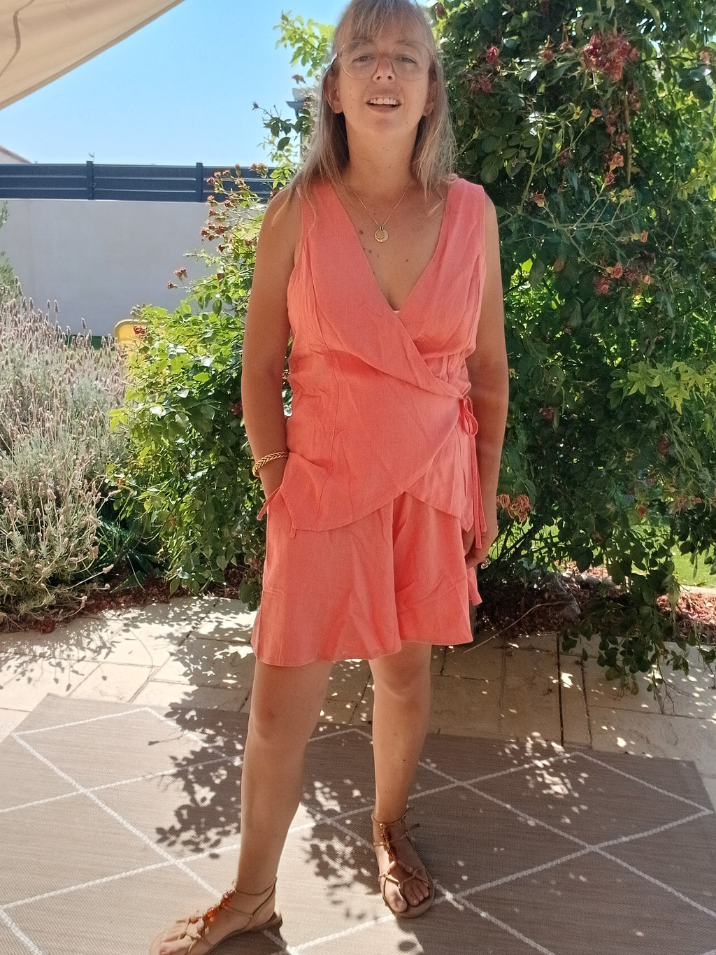 Short Léonie