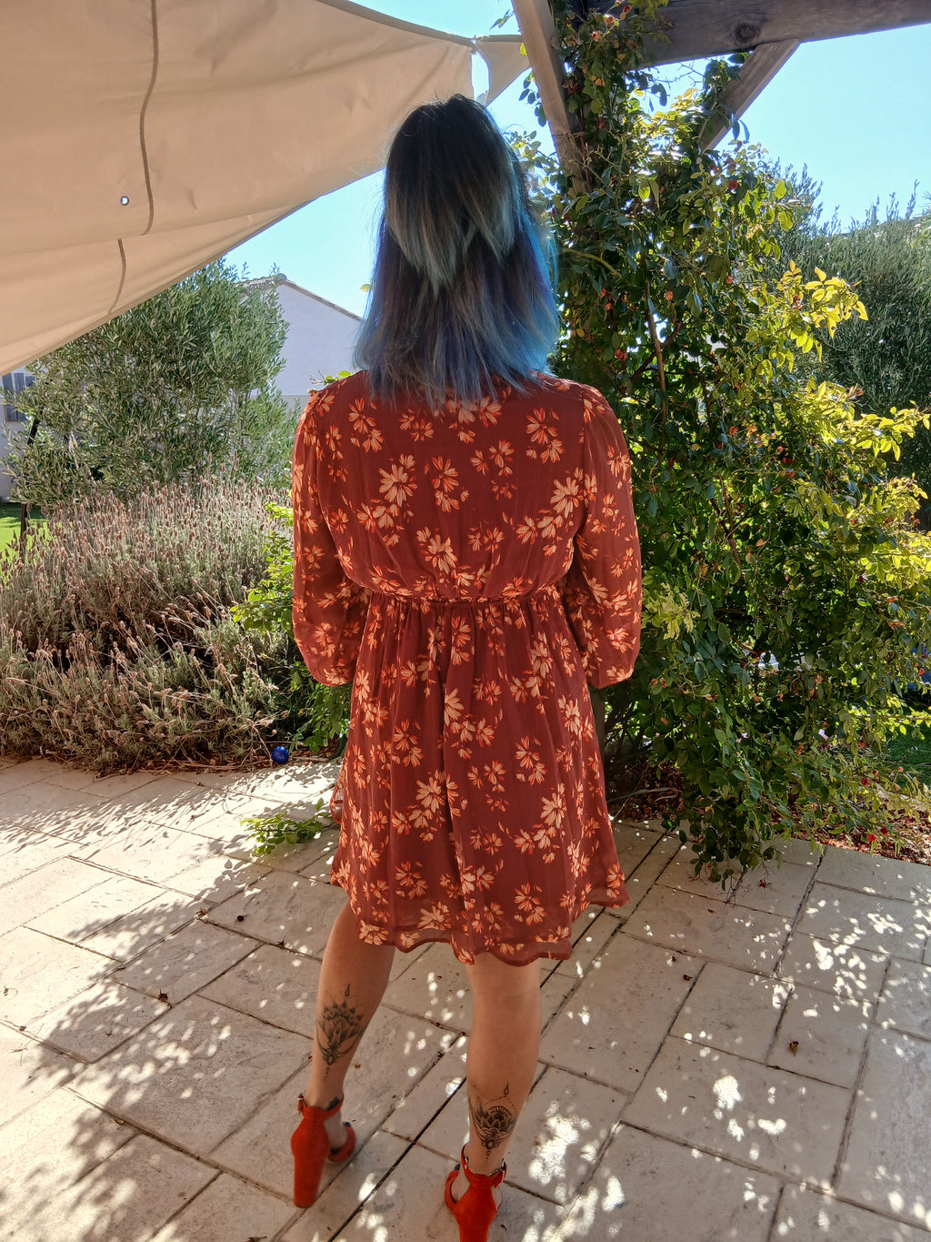 Robe Faustine – L’élégance entre été et automne 🍂